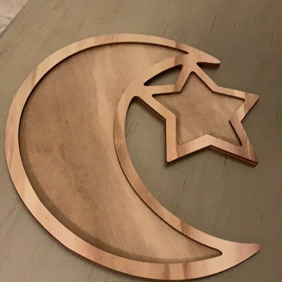 Wood plate - Picture 2 of 3